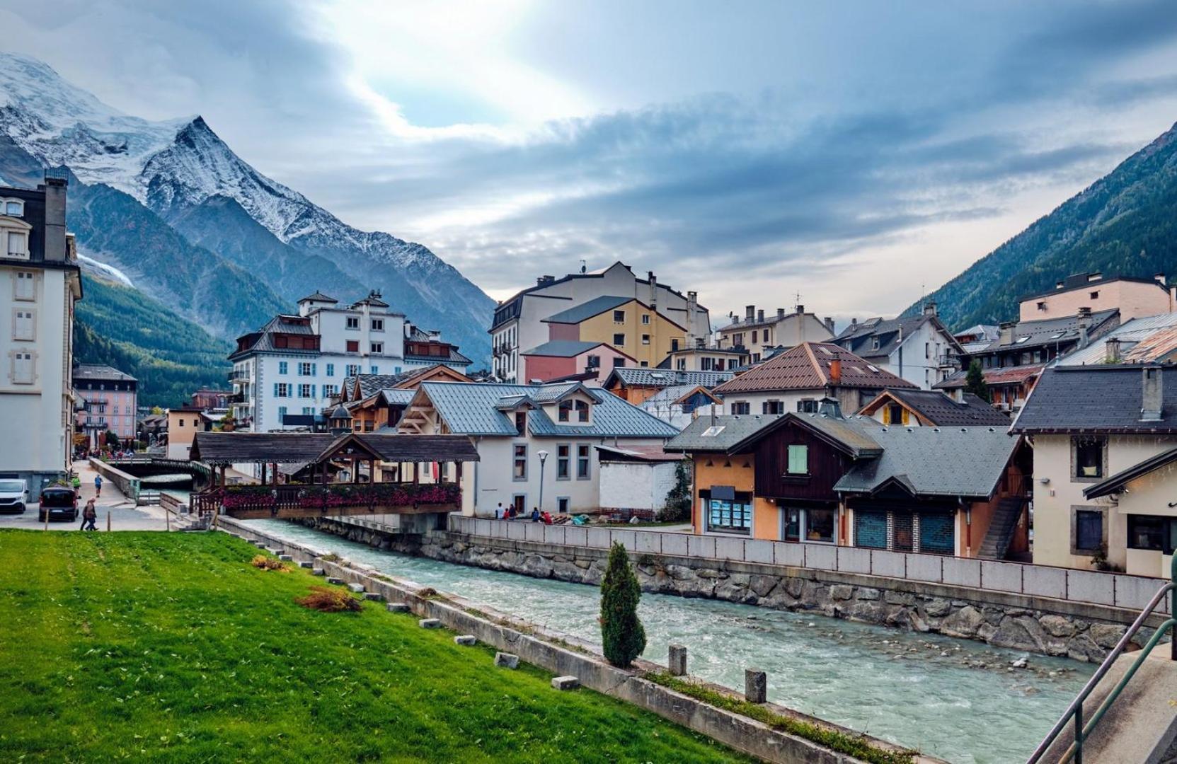Apartment Periades - Central Chamonix Incredible Mountain Views Exterior photo