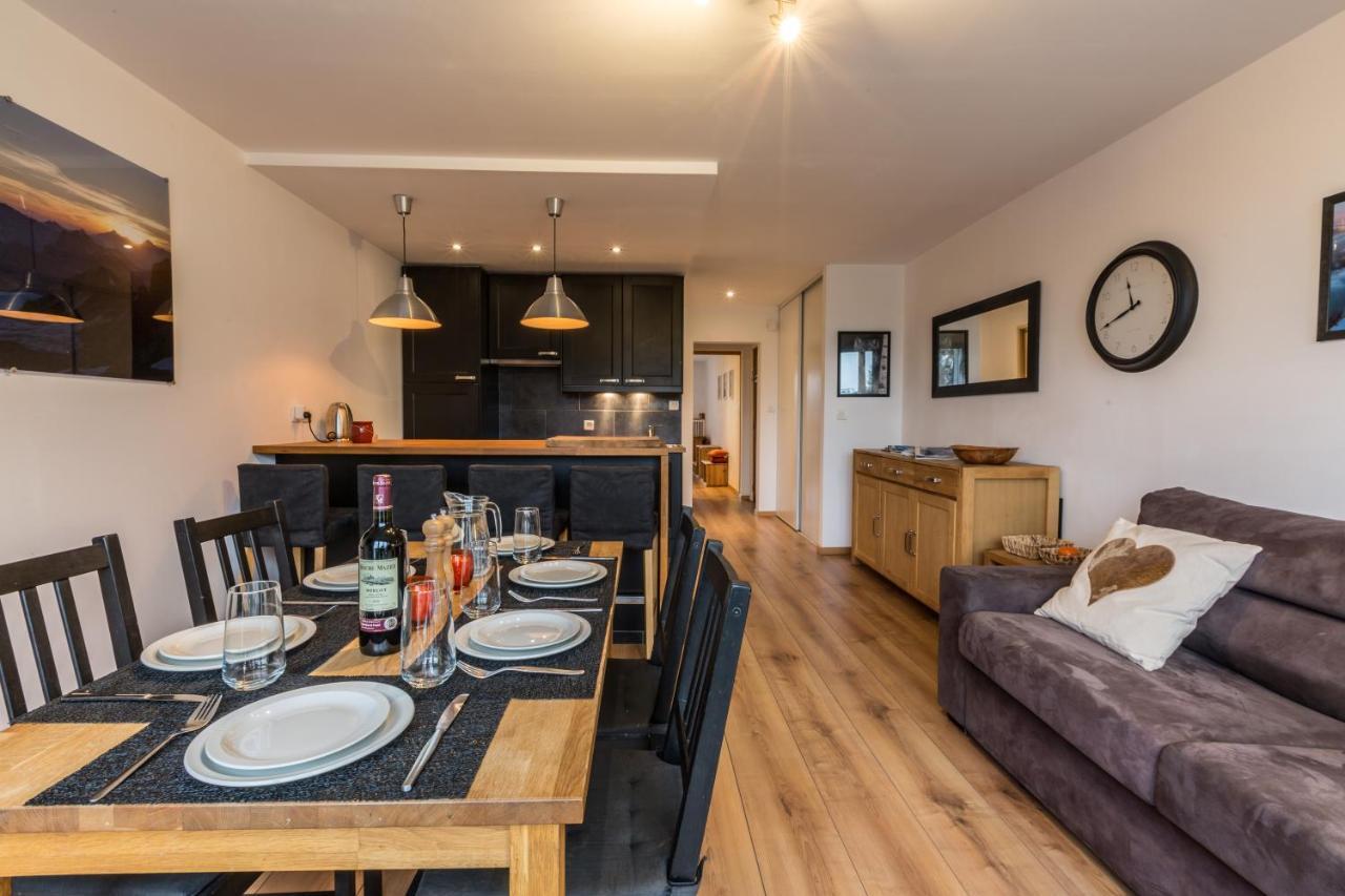 Apartment Periades - Central Chamonix Incredible Mountain Views Exterior photo